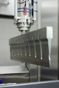 Ultrasonic Food Cutting